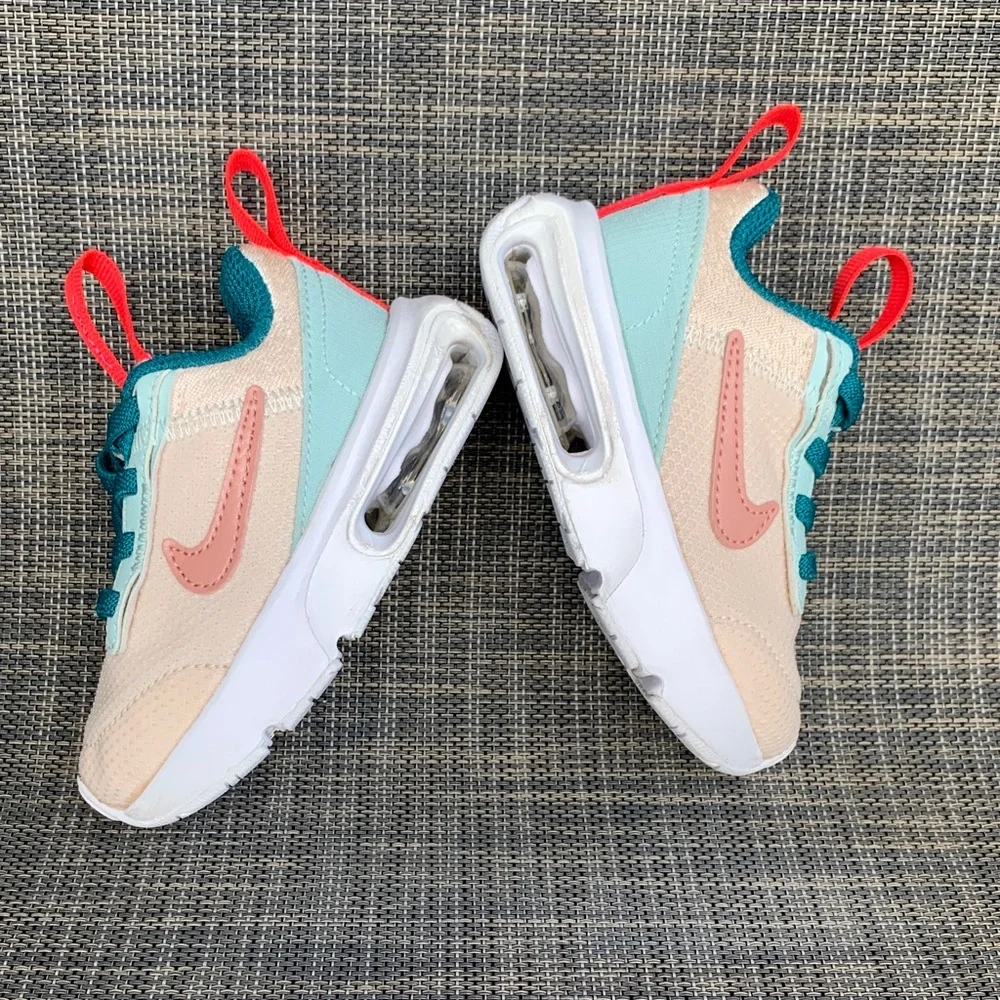 Nike Air Max INTRLK Lite PS 'Guava Ice Red Stardust' Infant Sneakers size 5